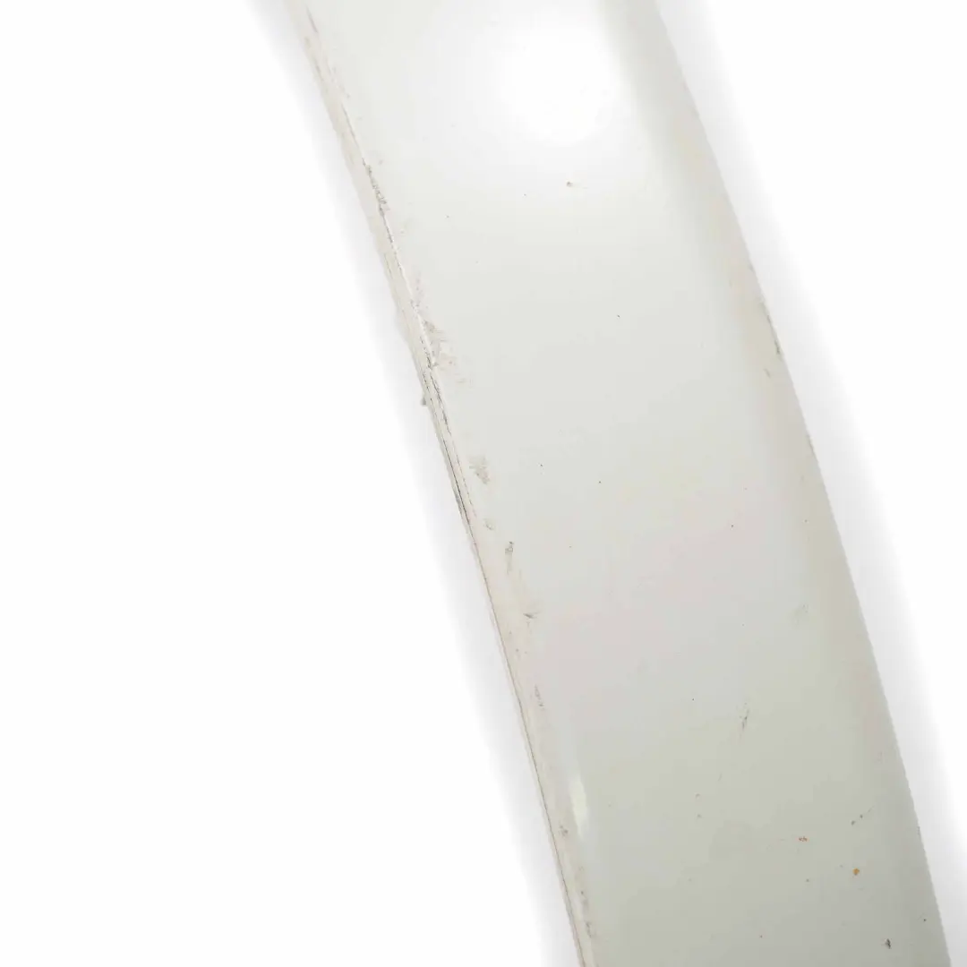 Listwa Lampy Prawa Biała do Fiat Ducato Peugeot Boxer o numerze 1306528070 Fiat Ducato Peugeot Boxer Listwa Lampy Prawa Biała - SKU 1306528070 - Numer Części 1306528070