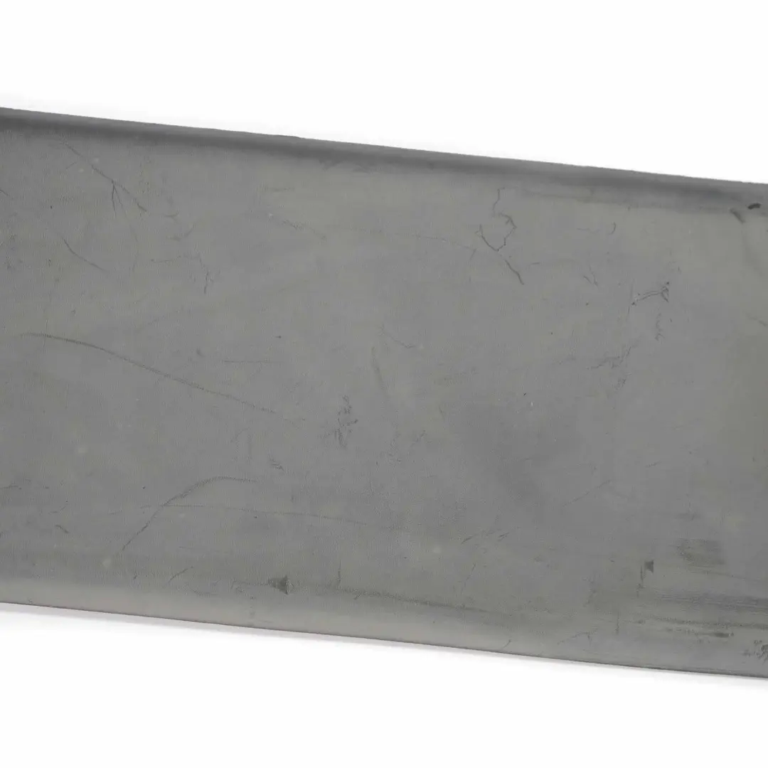 Couvre rail de garniture Citroen Jumper Peugeot Boxer Arriere Droite pour à propos du numéro de pièce 1306610070 Couvre rail de garniture Citroen Jumper Peugeot Boxer Arriere Droite - SKU 1306610070 - Numéro de pièce 1306610070