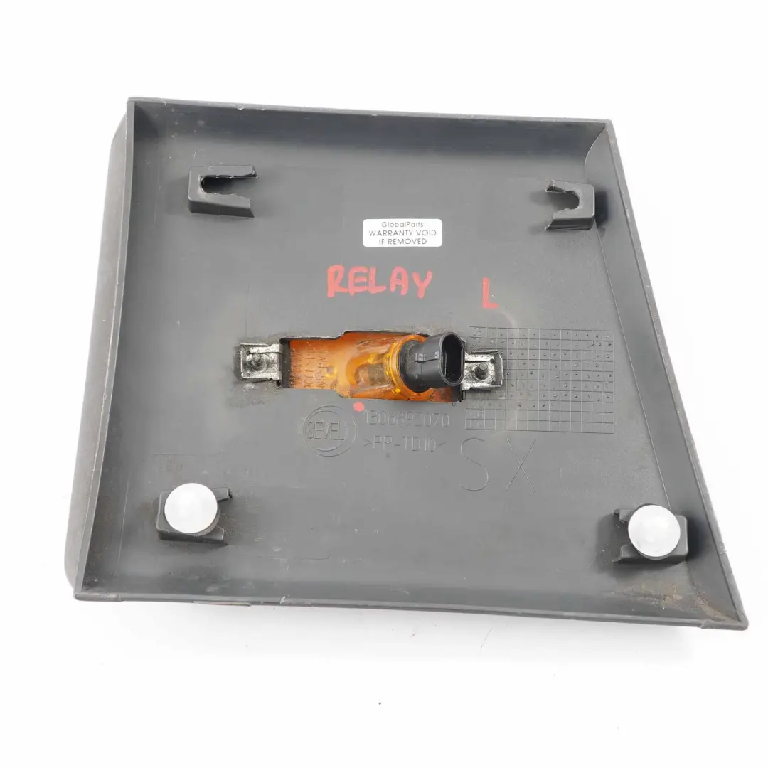 Säule Spalte Formteil Trim links für Fiat Ducato Peugeot Boxer B mit Teilenummer 1306892070 Fiat Ducato Peugeot Boxer B Säule Spalte Formteil Trim links - SKU 1306892070 - Teilenummer 1306892070