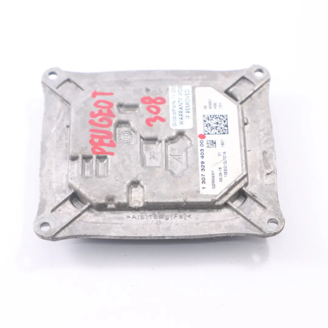 Módulo unidad balasto control nivel de faros de xenón para Peugeot 308 con número de pieza 130732940300 Peugeot 308 Módulo unidad balasto control nivel de faros de xenón - SKU 130732940300 - Número de pieza 130732940300