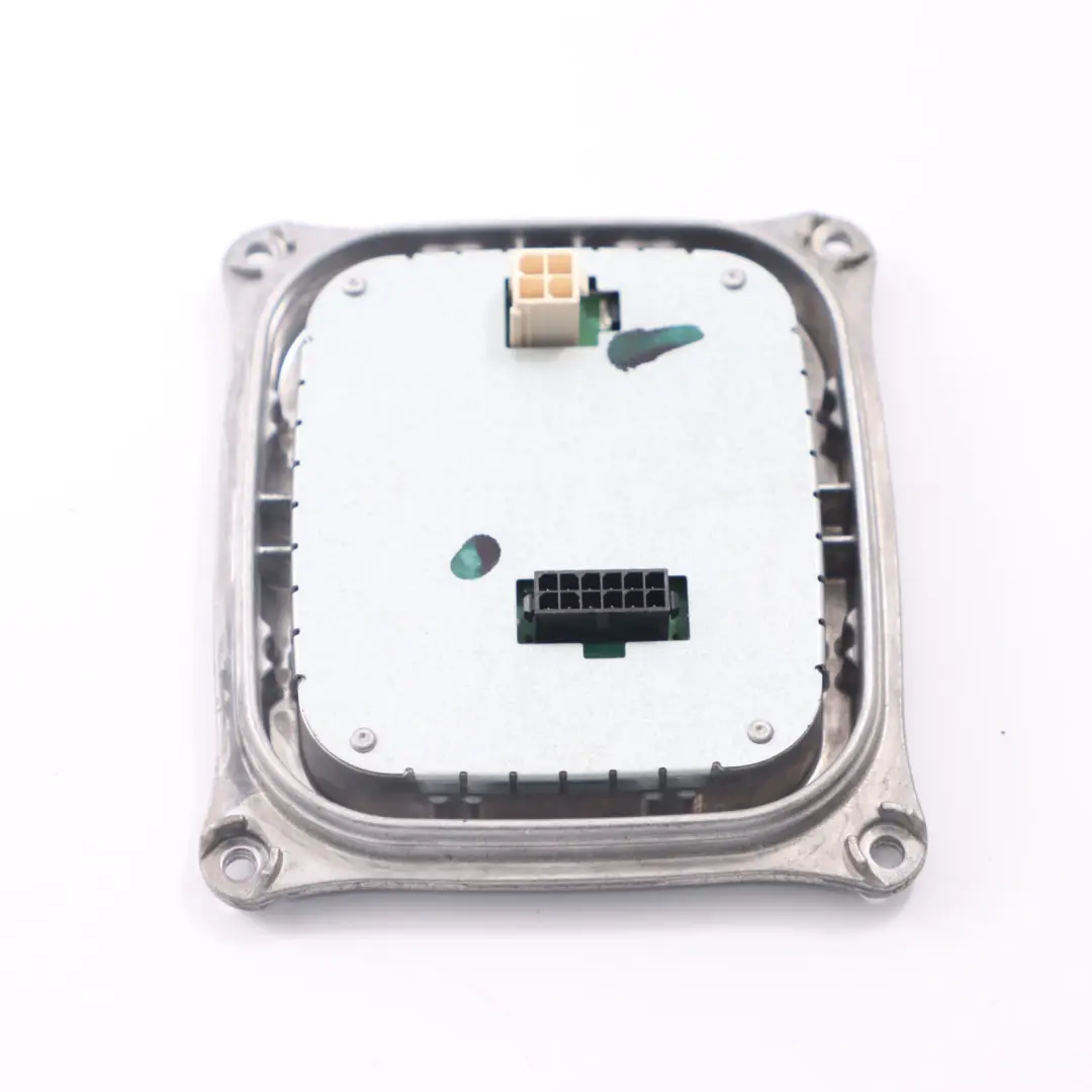 Przetwornica Xenon do Peugeot 308 o numerze 130732940400 Peugeot 308 Przetwornica Xenon - SKU 130732940400 - Numer Części 130732940400