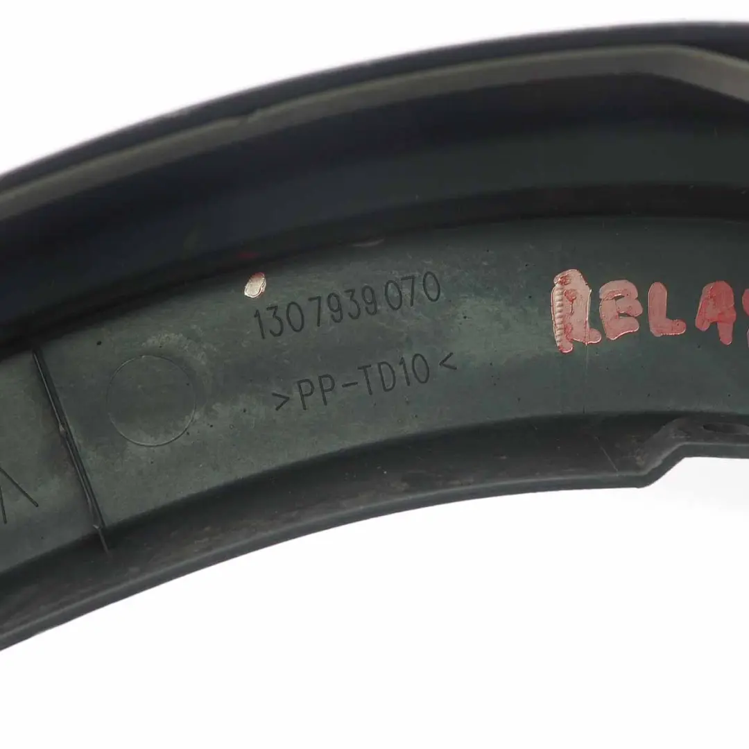 Paso Rueda Cubierta Delantero Izquierdo para Peugeot Boxer Citroën Relay con número de pieza 1307939070 Peugeot Boxer Citroën Relay Paso Rueda Cubierta Delantero Izquierdo - SKU 1307939070 - Número de pieza 1307939070