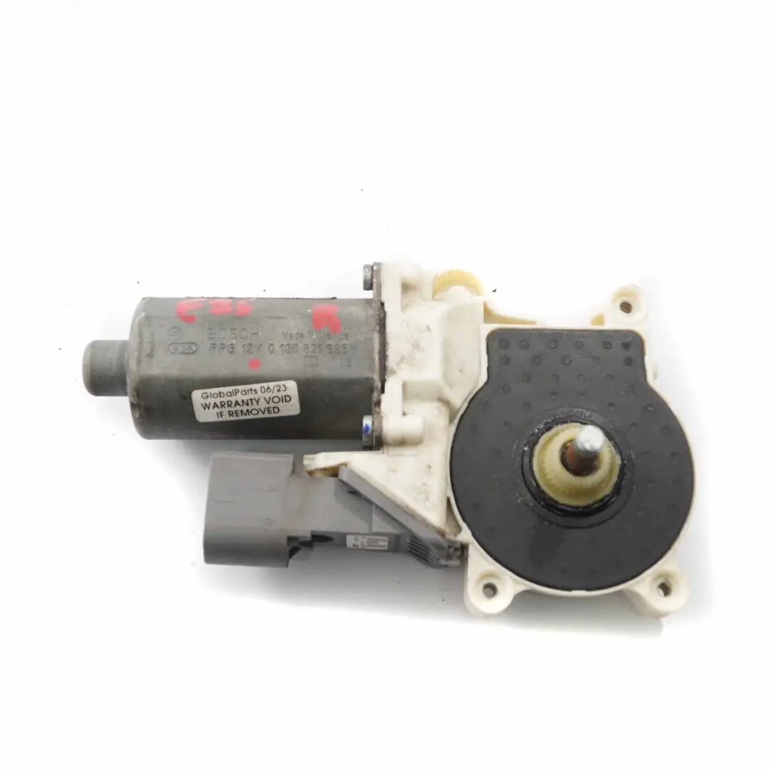 Motore Alzacristalli Anteriore Destro Azionamento 0 per BMW Z4 E85 con numero di parte 0130821996 BMW Z4 E85 Motore Alzacristalli Anteriore Destro Azionamento 0 - SKU 130821996 - Numero di parte 0130821996