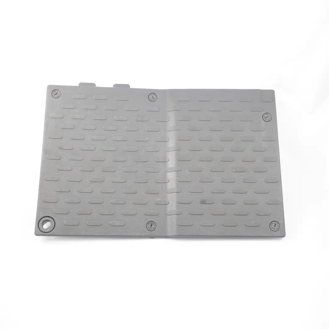 Citroen Jumper Peugeot Boxer Pokrywa Akumulatora do o numerze 1308522070 Citroen Jumper Peugeot Boxer Pokrywa Akumulatora - SKU 1308522070 - Numer Części 1308522070