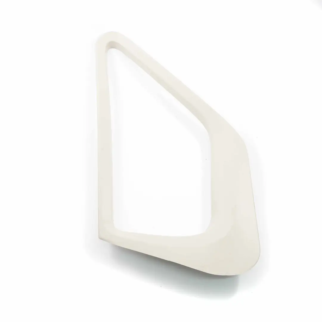 Ramka Szyby Lewy Przód do Fiat Ducato Peugeot Boxer o numerze 1308562070 Fiat Ducato Peugeot Boxer Ramka Szyby Lewy Przód - SKU 1308562070 - Numer Części 1308562070