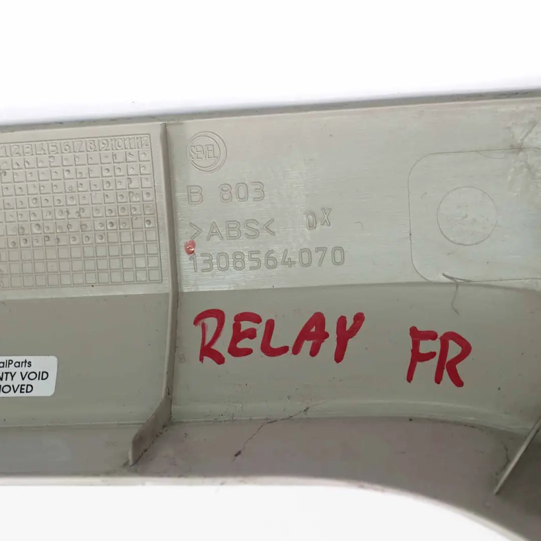 Ramka Szyby Prawy Przód do Fiat Ducato Peugeot Boxer o numerze 1308564070 Fiat Ducato Peugeot Boxer Ramka Szyby Prawy Przód - SKU 1308564070 - Numer Części 1308564070