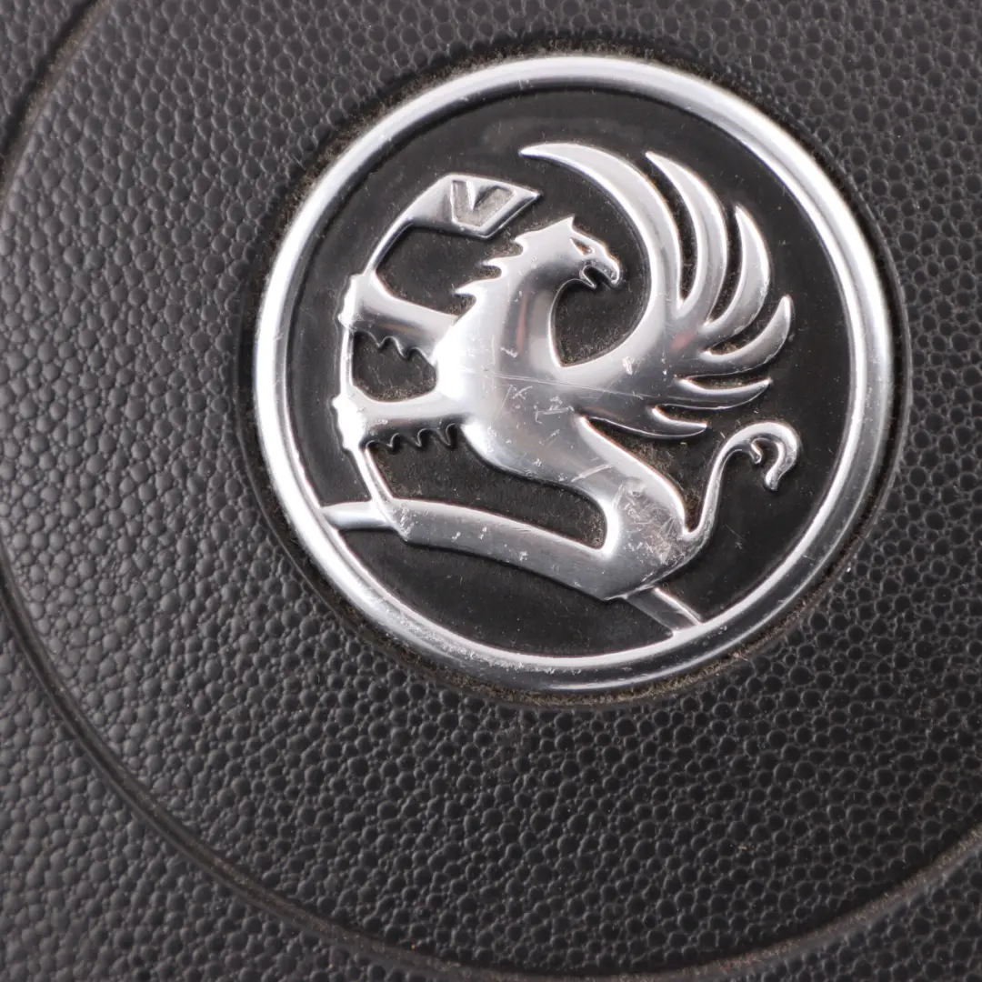 Steering Wheel Air Module Driver Side Black to Vauxhall Zafira B with Part number 13111349 Vauxhall Zafira B Steering Wheel Air Module Driver Side Black - SKU 13111349 - Part number 13111349