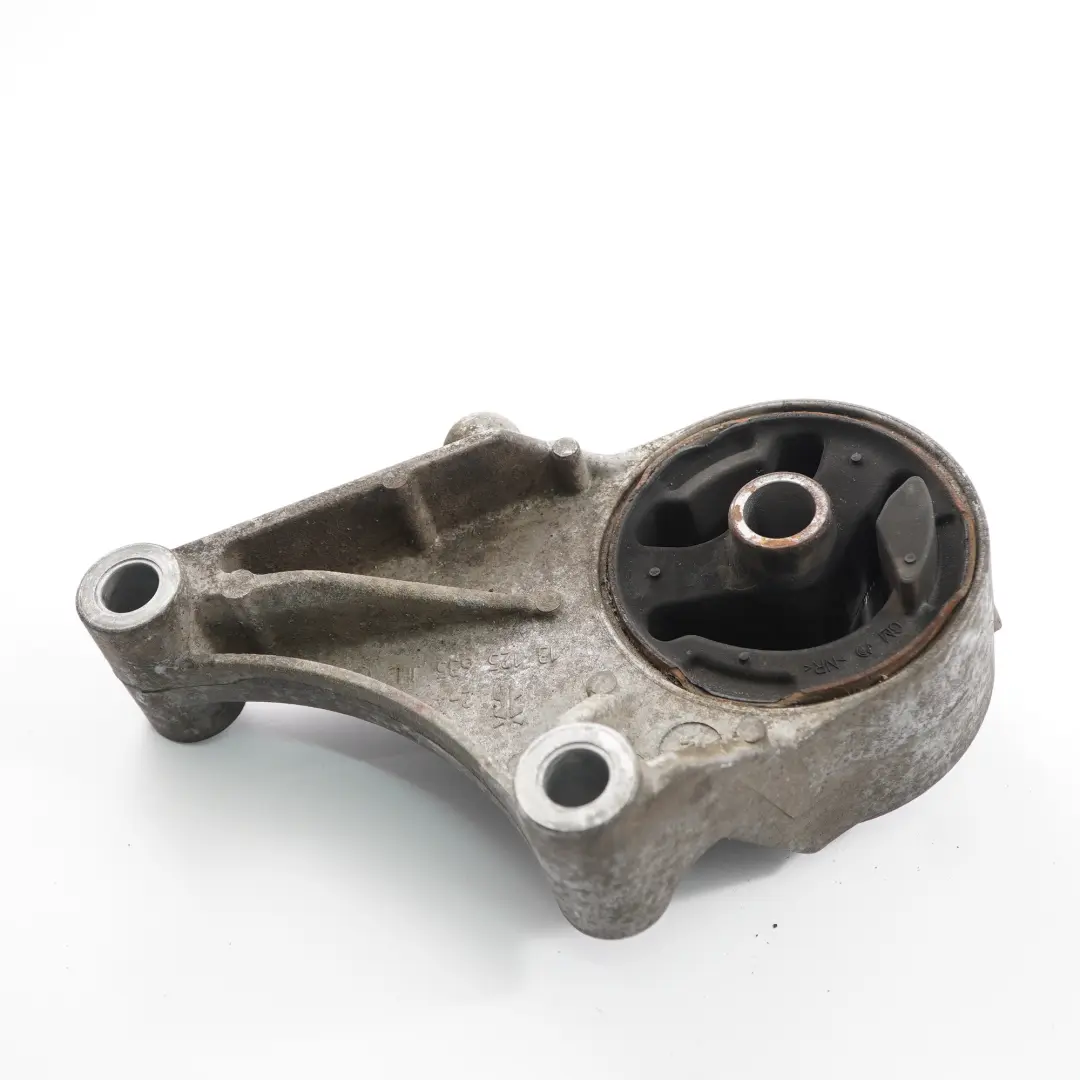 Supporto motore anteriore 13125635 per Opel Astra H Zafira B 1.7 CDTI Diesel con numero di parte 13125635 Opel Astra H Zafira B 1.7 CDTI Diesel Supporto motore anteriore 13125635 - SKU 13125635 - Numero di parte 13125635