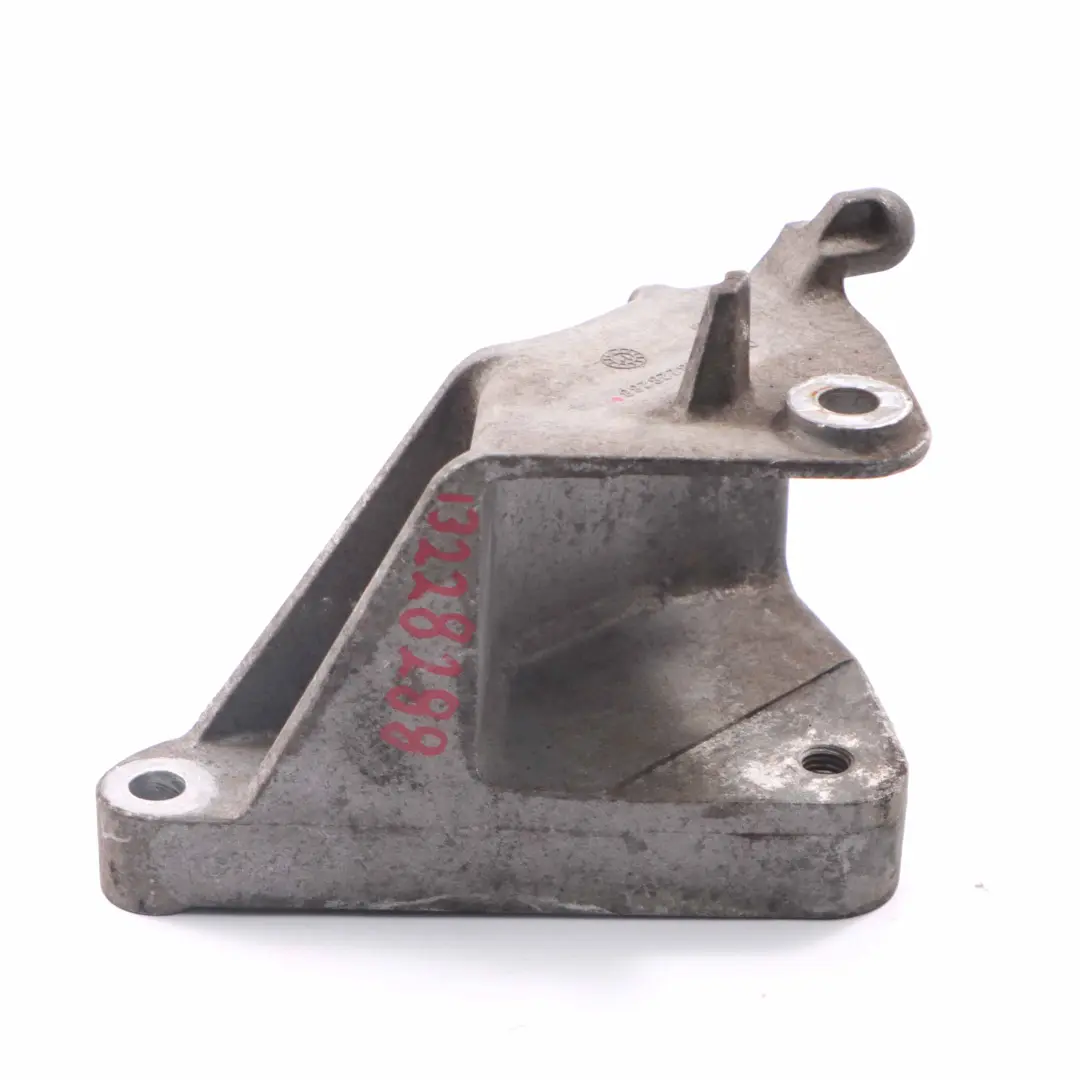 Łapa Silnika Tylna do Opel Insignia o numerze 13228288 Opel Insignia Łapa Silnika Tylna - SKU 13228288 - Numer Części 13228288