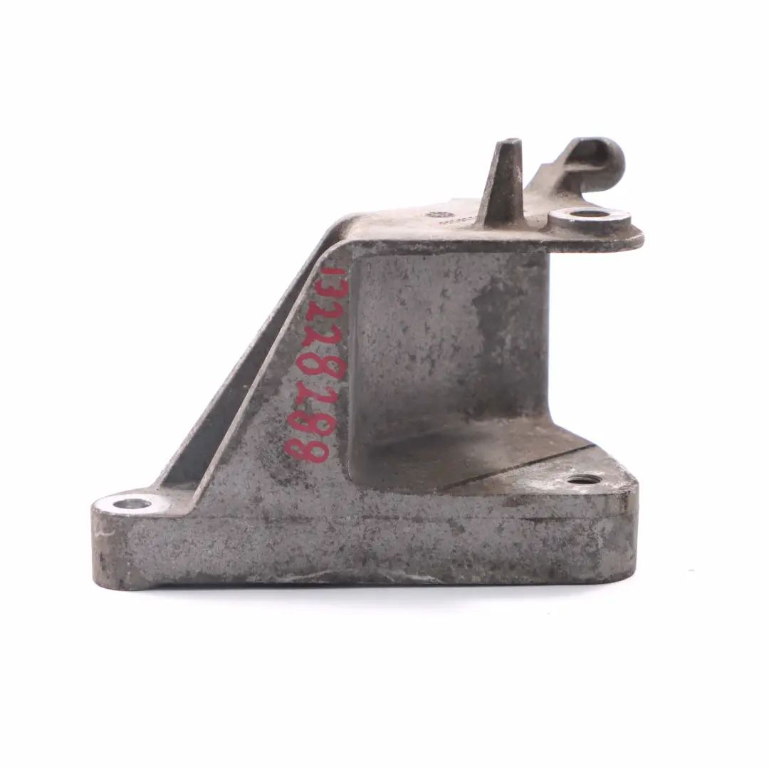 Opel Insignia Łapa Silnika Tylna - SKU 13228288 - Numer Części 13228288