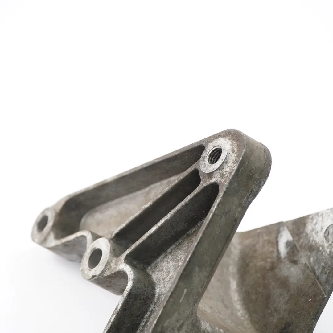 Insigia 2.0 Cdti 20DT Diesel Cambio Supporto Motore per Opel con numero di parte 13228289 Opel Insigia 2.0 Cdti 20DT Diesel Cambio Supporto Motore - SKU 13228289 - Numero di parte 13228289