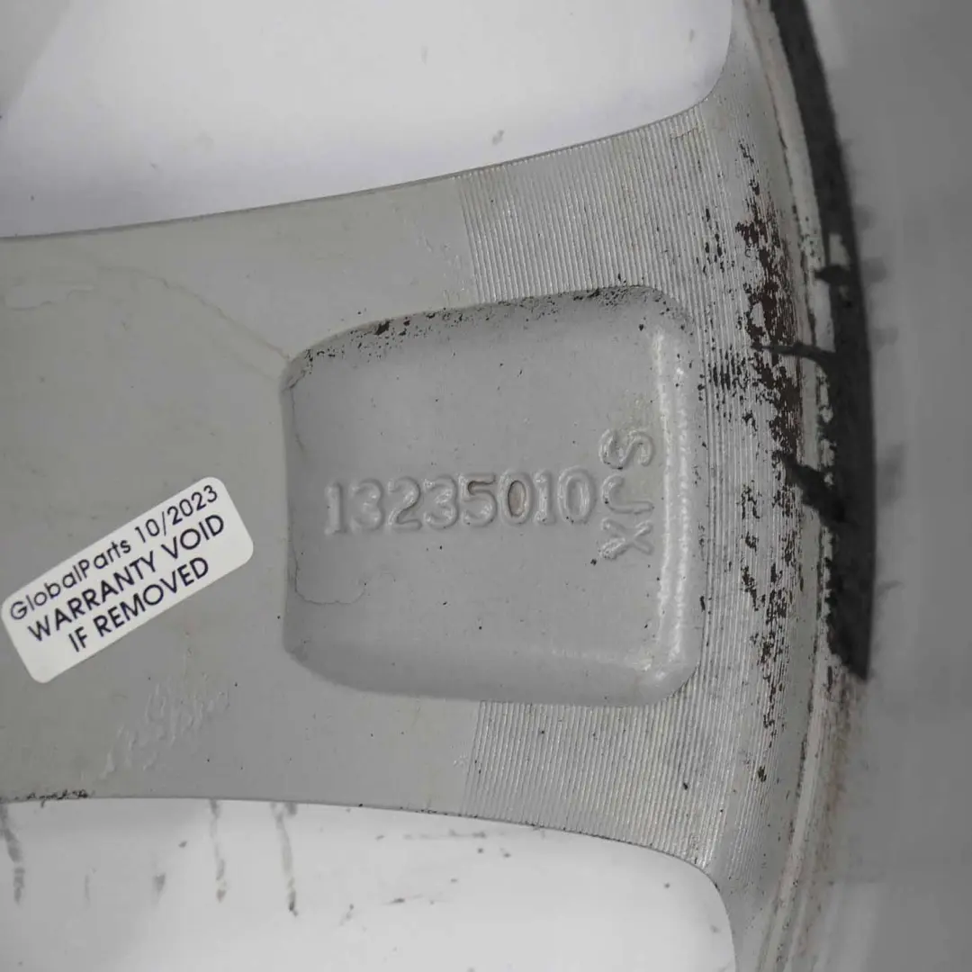 Alloy Rim 17" ET:41 7J to Vauxhall Insignia 1 Silver Wheel with Part number 13235010 Vauxhall Insignia 1 Silver Wheel Alloy Rim 17" ET:41 7J - SKU 13235010-2 - Part number 13235010