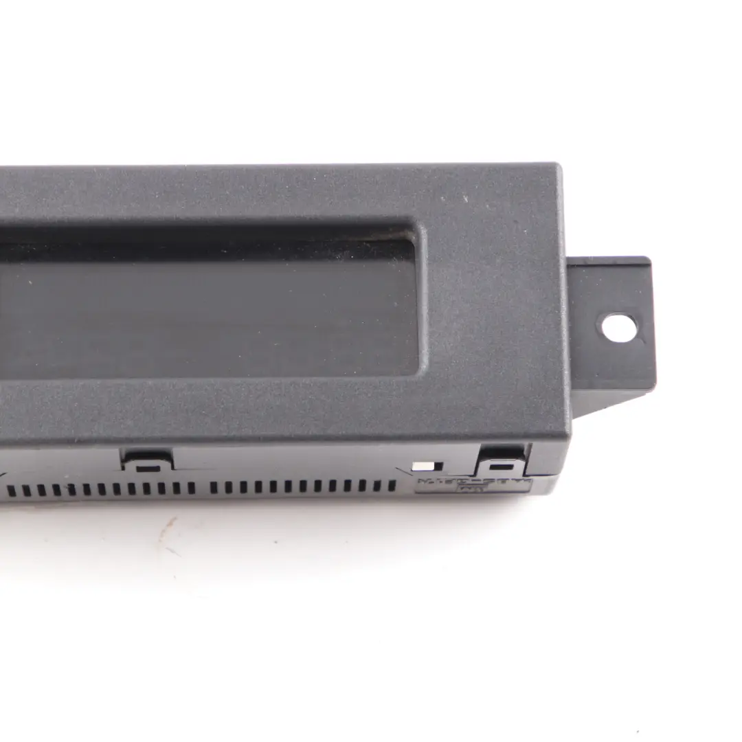 Display Screen Multifunction Unit Dashboard to Vauxhall Vivaro Combo with Part number 8200584888 Vauxhall Vivaro Combo Display Screen Multifunction Unit Dashboard - SKU 13301082 - Part number 8200584888