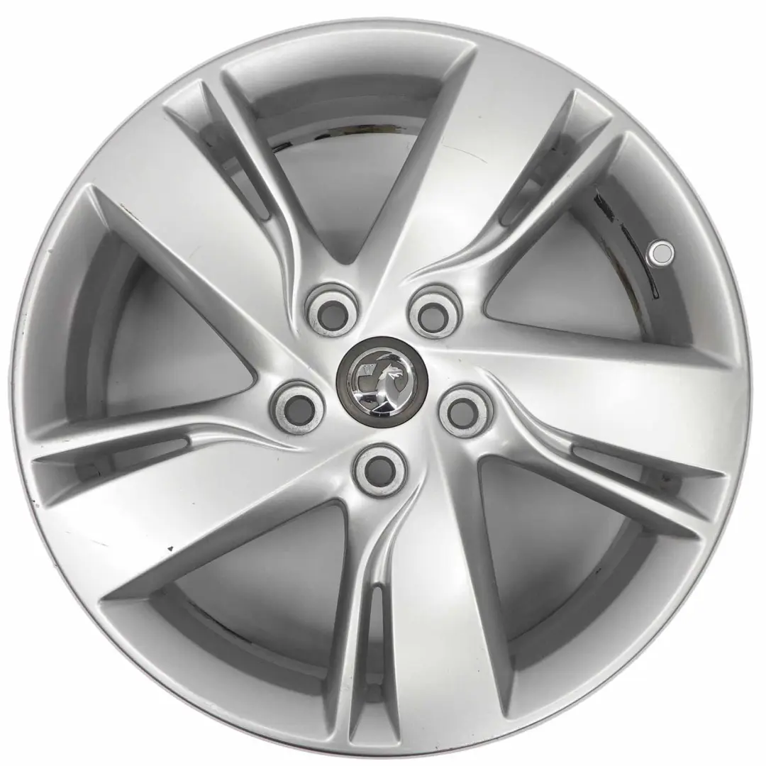 Llanta de aleación plateada 17" 7J ET:44 para Opel Zafira Astra con número de pieza 13367272 Opel Zafira Astra Llanta de aleación plateada 17" 7J ET:44 - SKU 13367272-1 - Número de pieza 13367272