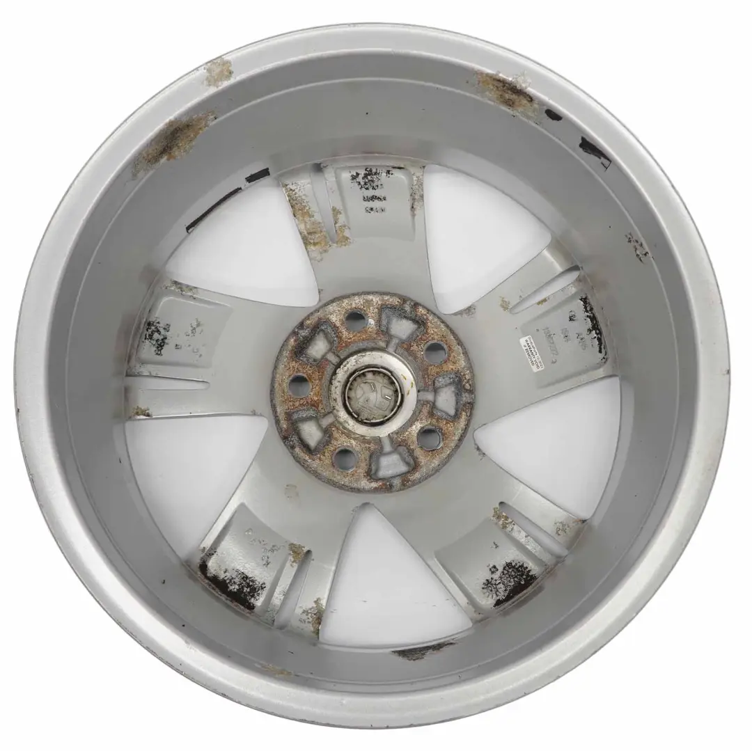 Llanta de aleación plateada 17" 7J ET:44 para Opel Zafira Astra con número de pieza 13367272 Opel Zafira Astra Llanta de aleación plateada 17" 7J ET:44 - SKU 13367272-1 - Número de pieza 13367272