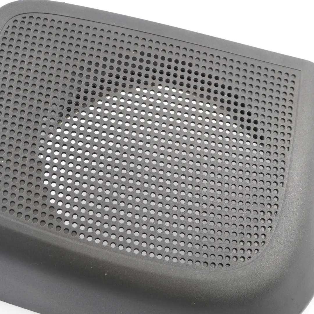 Tapa Altavoz Fiat Ducato Peugeot Boxer Delantero derecha para con número de pieza 1344115080 Tapa Altavoz Fiat Ducato Peugeot Boxer Delantero derecha - SKU 1344115080 - Número de pieza 1344115080