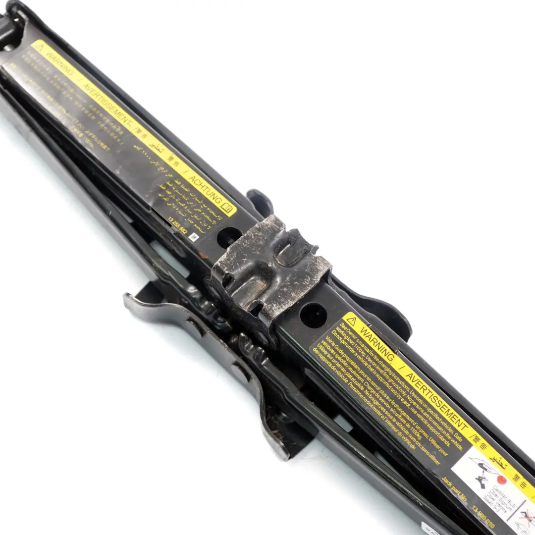 Lifting Jack Opel Vauxhall Astra Vectra Emergency Wheel Tool to Car with Part number 13500018 Car Lifting Jack Opel Vauxhall Astra Vectra Emergency Wheel Tool - SKU 13500018 - Part number 13500018