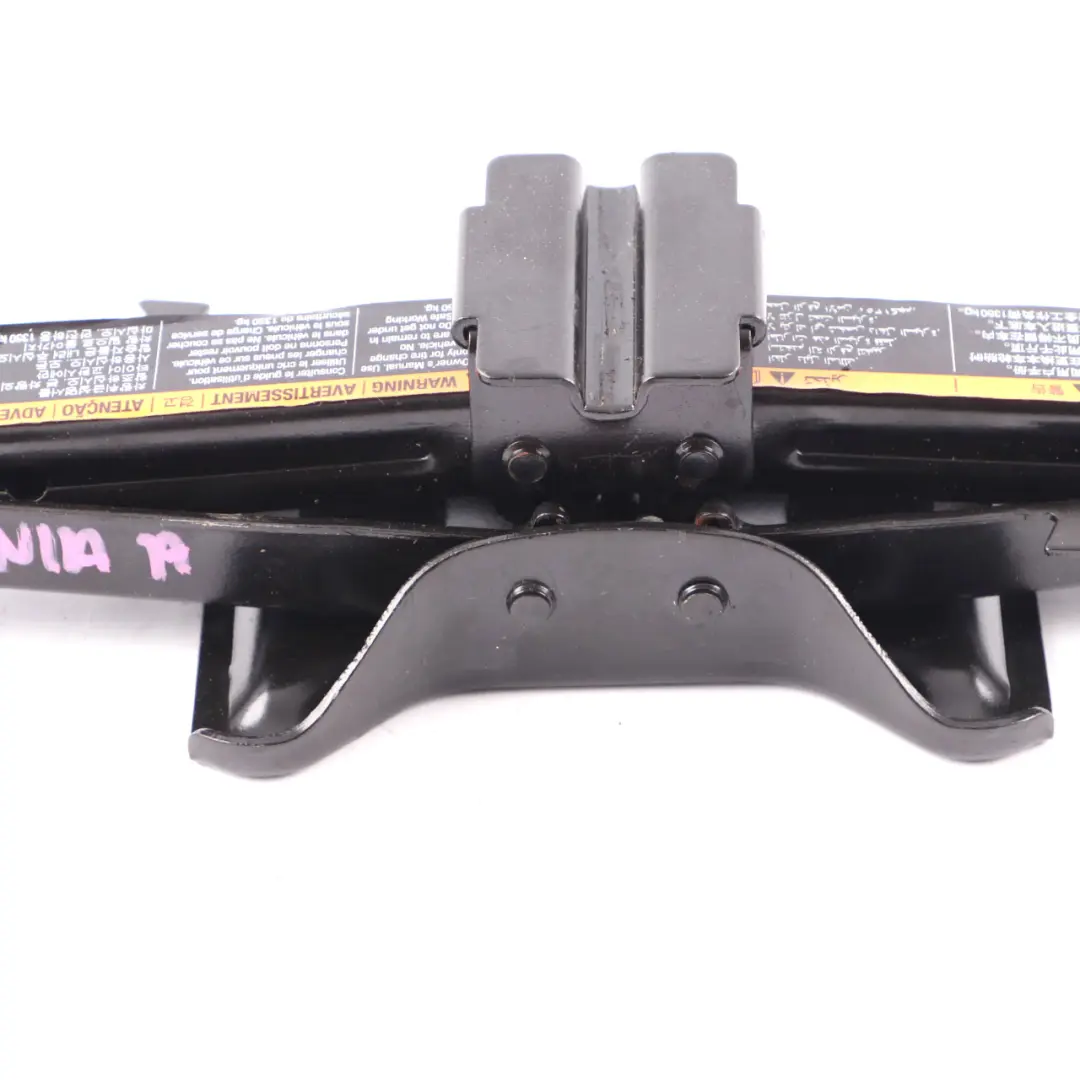 Lifting Jack Emergency Wheel Lift Tool to Vauxhall Insignia A Car with Part number 13502144 Vauxhall Insignia A Car Lifting Jack Emergency Wheel Lift Tool - SKU 13502144 - Part number 13502144