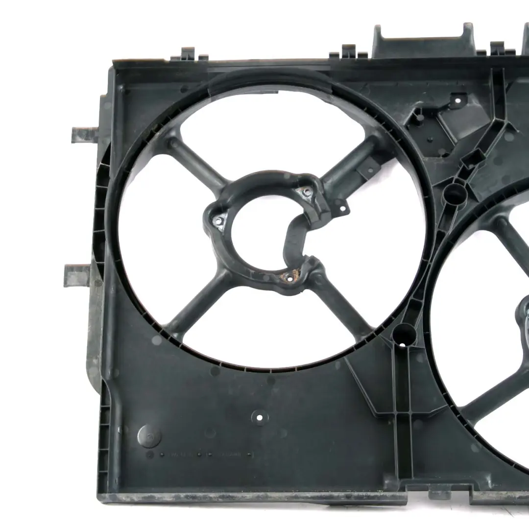 Citroen Relay Radiator Pusher Fan Cooling Shroud Cover 2.2 HDi Diesel to with Part number 1358017080 Citroen Relay Radiator Pusher Fan Cooling Shroud Cover 2.2 HDi Diesel - SKU 1358017080 - Part number 1358017080