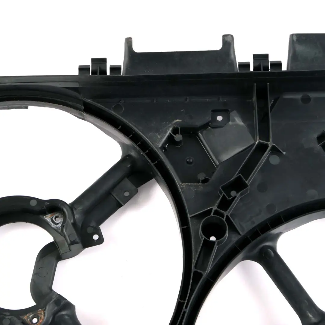 Citroen Relay Radiator Pusher Fan Cooling Shroud Cover 2.2 HDi Diesel to with Part number 1358017080 Citroen Relay Radiator Pusher Fan Cooling Shroud Cover 2.2 HDi Diesel - SKU 1358017080 - Part number 1358017080