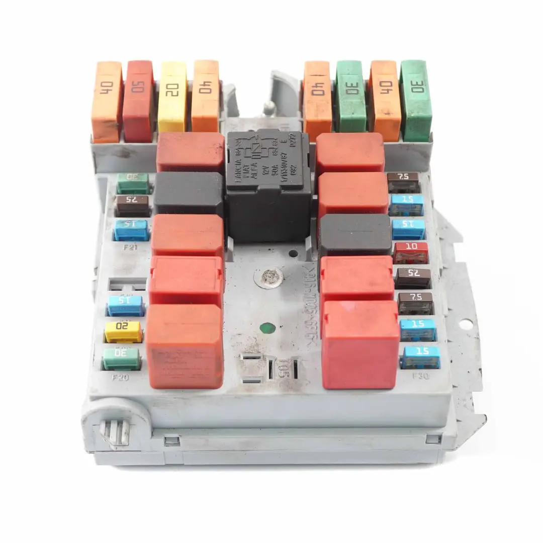 Citroen Relay Peugeot Boxer Fiat Ducato Fuse Box Control Unit to with Part number 1367661080 Citroen Relay Peugeot Boxer Fiat Ducato Fuse Box Control Unit - SKU 1367661080 - Part number 1367661080