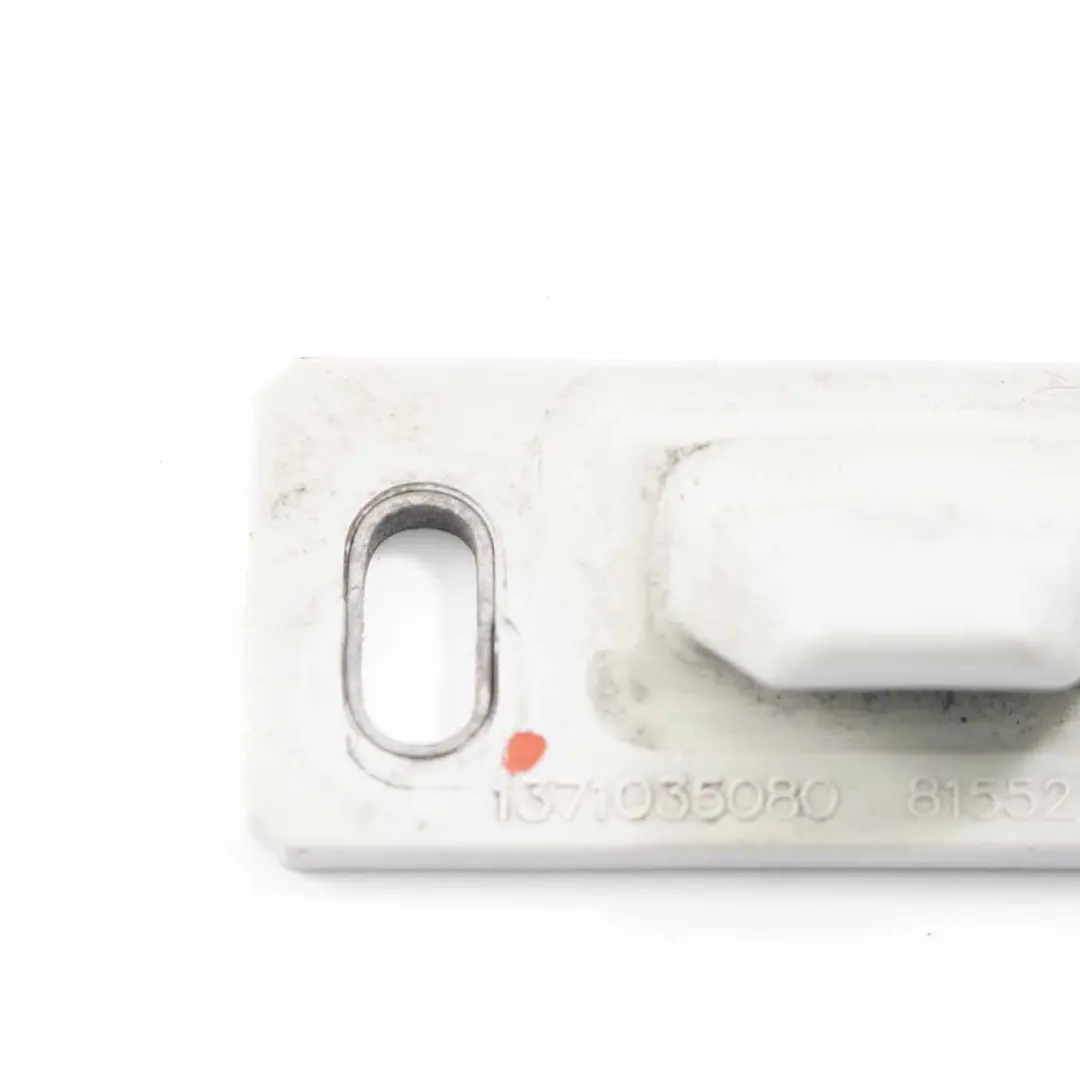 Support porte coulissante Support guidage pour Fiat Ducato Peugeot Boxer à propos du numéro de pièce 1371035080 Fiat Ducato Peugeot Boxer Support porte coulissante Support guidage - SKU 1371035080 - Numéro de pièce 1371035080