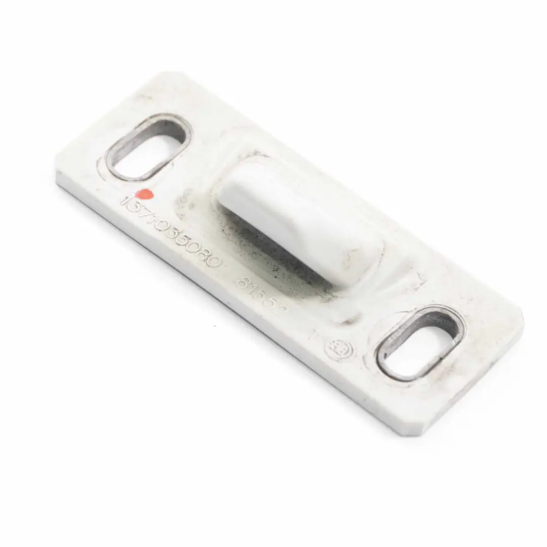 Supporto guida porta scorrevole per Fiat Ducato Peugeot Boxer con numero di parte 1371035080 Fiat Ducato Peugeot Boxer Supporto guida porta scorrevole - SKU 1371035080 - Numero di parte 1371035080