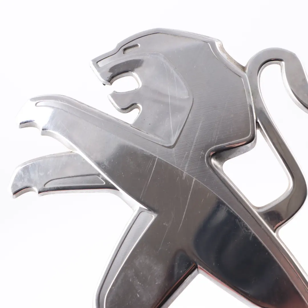 Peugeot Partner K9 Emblem Logo Plakette aufgeklebt Chrom 981676537A - SKU 1374670080 - Teilenummer 1374670080