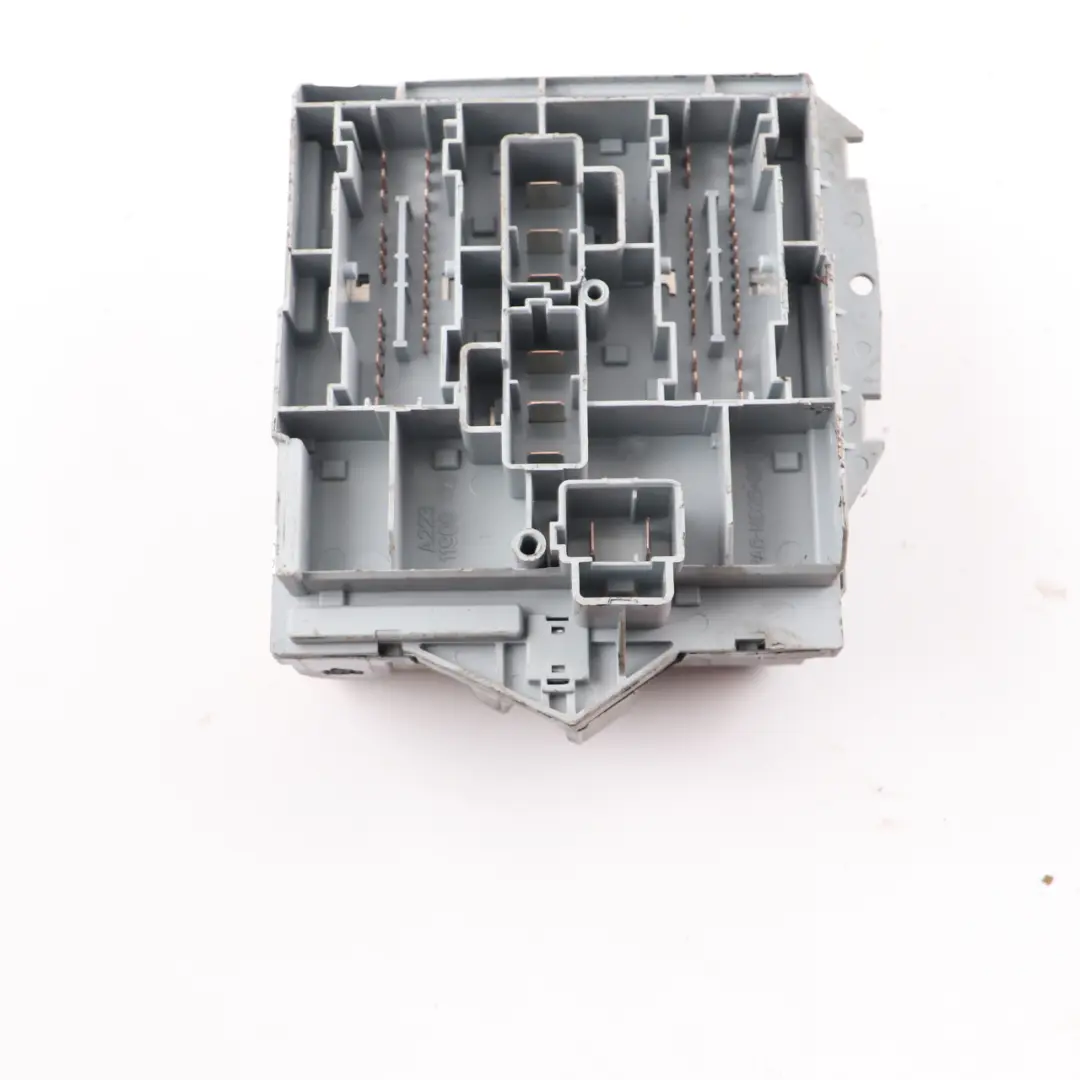 Citroen Relay Peugeot Boxer Fiat Ducato Fuse Relay Box Module to with Part number 1376610080 Citroen Relay Peugeot Boxer Fiat Ducato Fuse Relay Box Module - SKU 1376610080 - Part number 1376610080