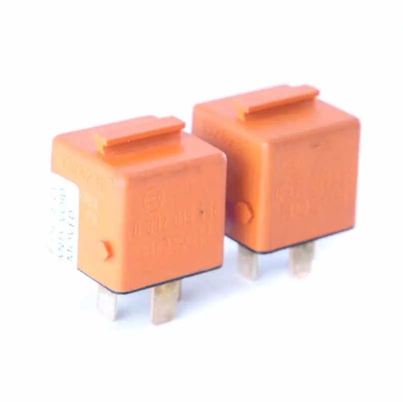 Relais Schließer Orange Bosch 4 Stecknadel Set für BMW E60 E63 E87 E90 E91 mit Teilenummer 1378238 BMW E60 E63 E87 E90 E91 Relais Schließer Orange Bosch 4 Stecknadel Set - SKU 1378238-1 - Teilenummer 1378238