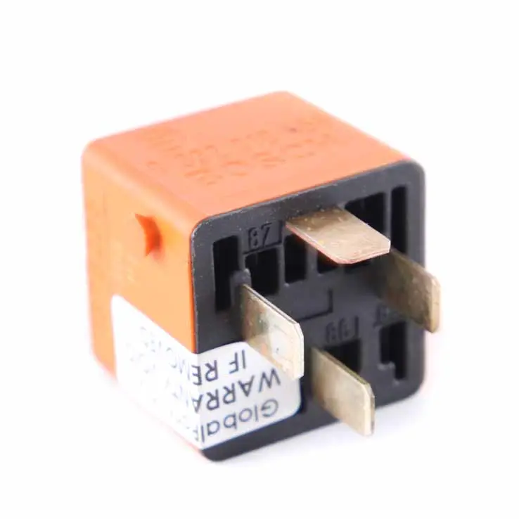 Przekaźnik TYCO Zestaw do BMW E60 E87 E90 E91 o numerze 1378238 BMW E60 E87 E90 E91 Przekaźnik TYCO Zestaw - SKU 1378238-2 - Numer Części 1378238