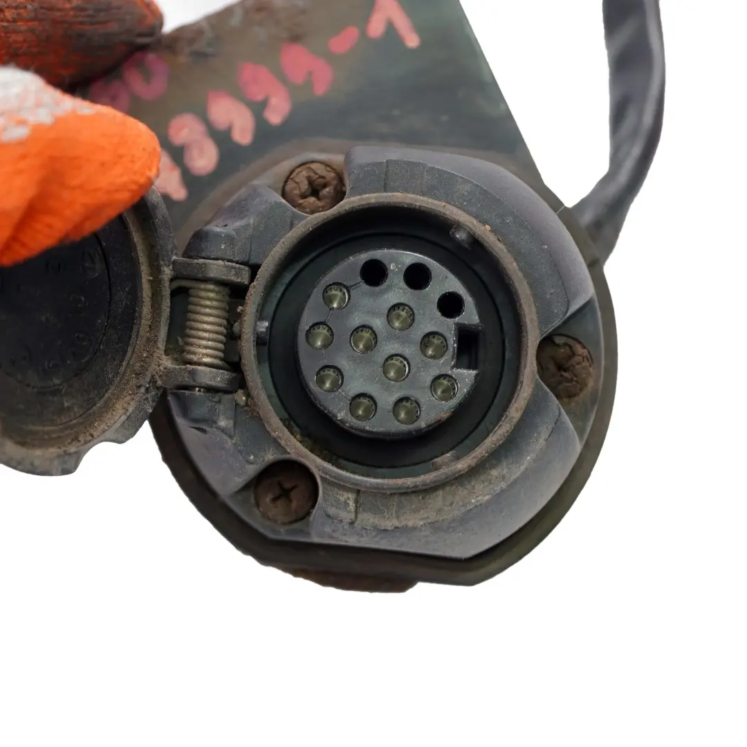 Przewód Wtyczka Haka Holowniczego do Mini R60 R61 o numerze 1378999 Mini R60 R61 Przewód Wtyczka Haka Holowniczego - SKU 1378999-1 - Numer Części 1378999