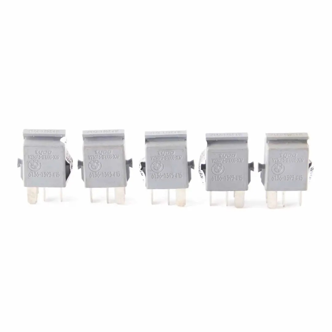 Cambio contatto relè grigio 5 pin Set per BMW E90 E91 F10 Mini R50 R52 con numero di parte 1393415 BMW E90 E91 F10 Mini R50 R52 Cambio contatto relè grigio 5 pin Set - SKU 1393415-3 - Numero di parte 1393415