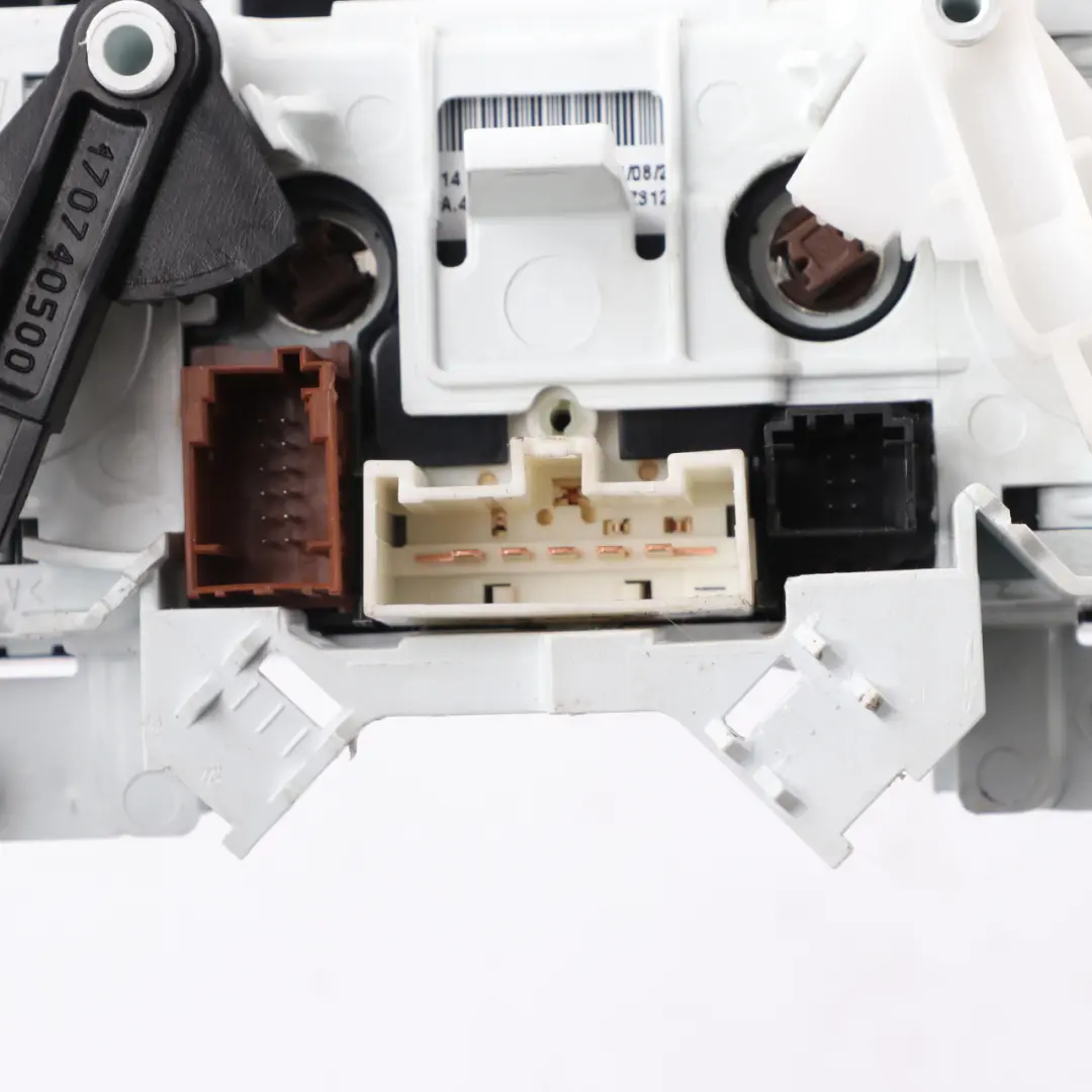 Panneau climatisation Chauffage Interupteur contrôle climatique pour Citroën Dispatch à propos du numéro de pièce 1400153380 Citroën Dispatch Panneau climatisation Chauffage Interupteur contrôle climatique - SKU 1400153380 - Numéro de pièce 1400153380