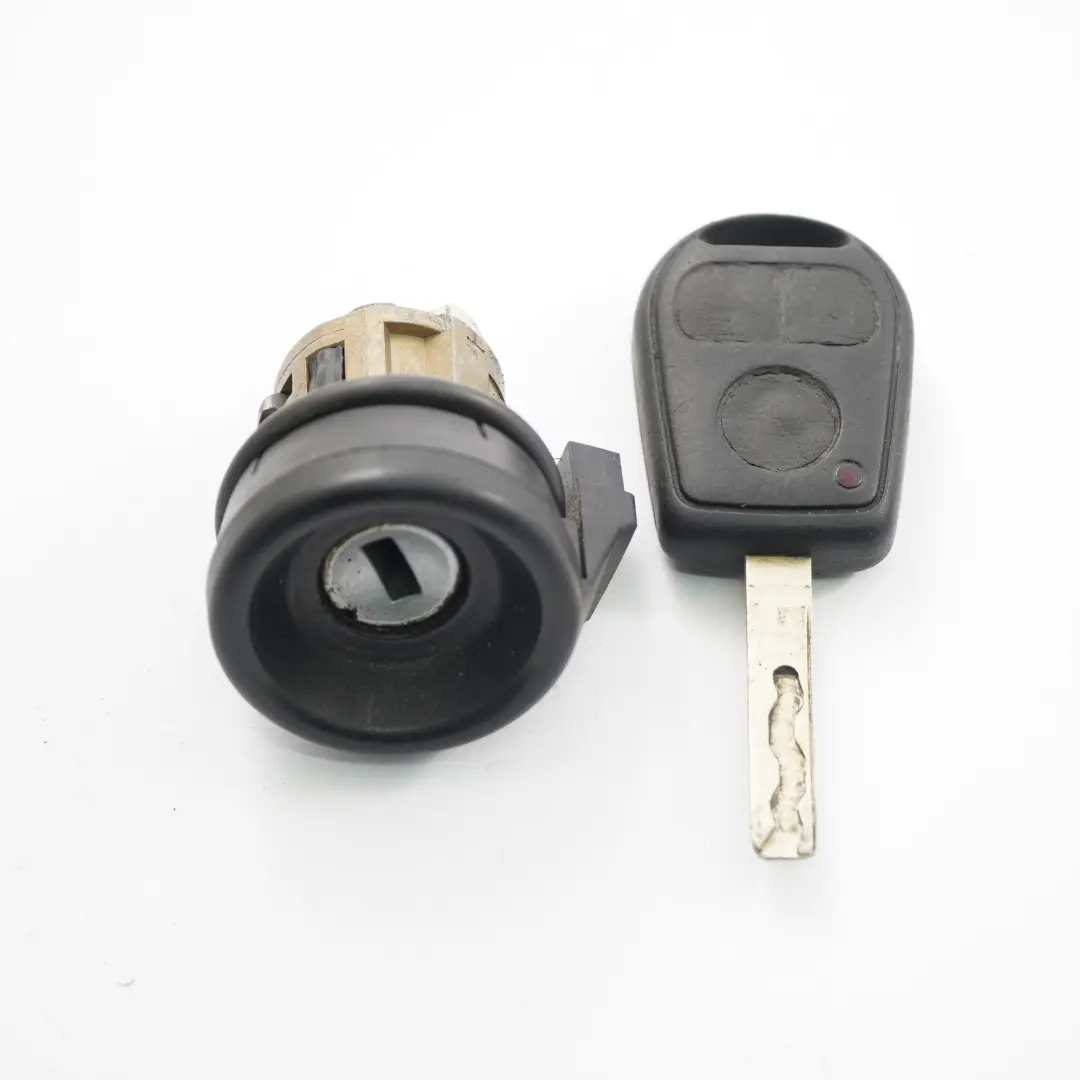 M43 118KM Sterownik Komputer Silnika do BMW E46 318i o numerze 1430940 BMW E46 318i M43 118KM Sterownik Komputer Silnika - SKU 1430940-1 - Numer Części 1430940