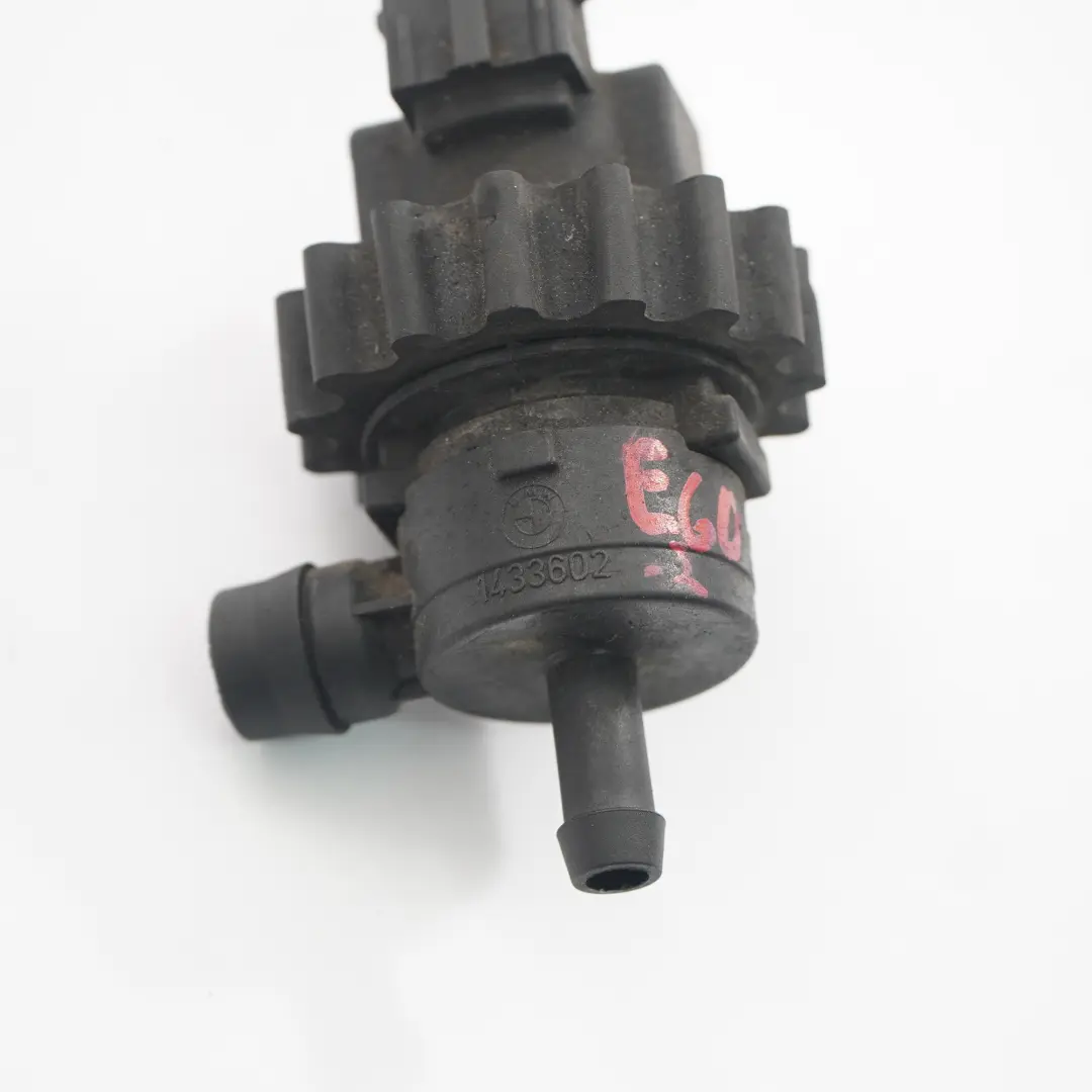 BMW E39 E46 E60 E65 E53 Gasolina Válvula de Respiración del Depósito - SKU 1433602-2 - Número de pieza 1433602