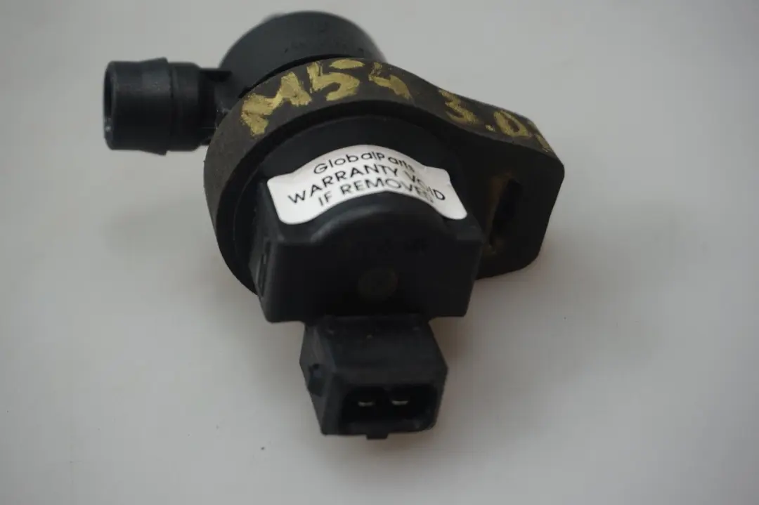 Solenoide Válvula Ventilación Tanque Combustible para BMW X5 E36 E39 E53 E65 con número de pieza 1433603 BMW X5 E36 E39 E53 E65 Solenoide Válvula Ventilación Tanque Combustible - SKU 1433603 - Número de pieza 1433603
