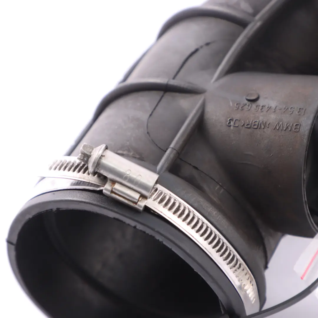 Stivale Di Gomma BMW E39 M52 M54 Tubo Di Aspirazione Del Flusso Massa Sensore per con numero di parte 1435625 Stivale Di Gomma BMW E39 M52 M54 Tubo Di Aspirazione Del Flusso Massa Sensore - SKU 1435625 - Numero di parte 1435625
