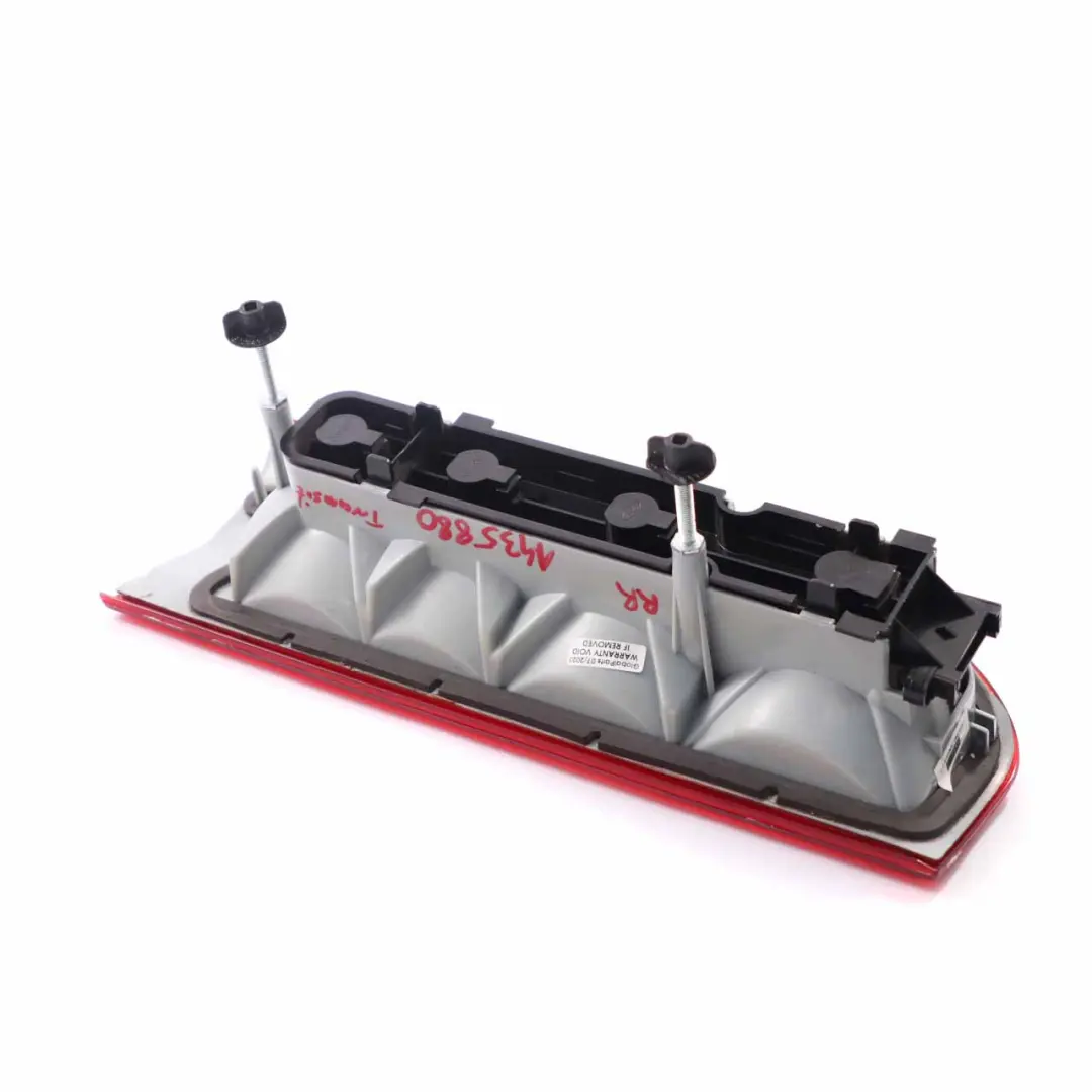 Feu Arrière Gauche Panneau latéral pour Ford Transit Mk7 à propos du numéro de pièce 1435880 Ford Transit Mk7 Feu Arrière Gauche Panneau latéral - SKU 1435880 - Numéro de pièce 1435880