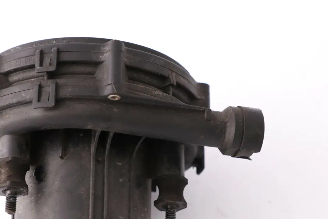 Sekundärluft Emissionspumpe Luftpumpe für BMW X5 E53 mit Teilenummer 1437910 BMW X5 E53 Sekundärluft Emissionspumpe Luftpumpe - SKU 1437910 - Teilenummer 1437910