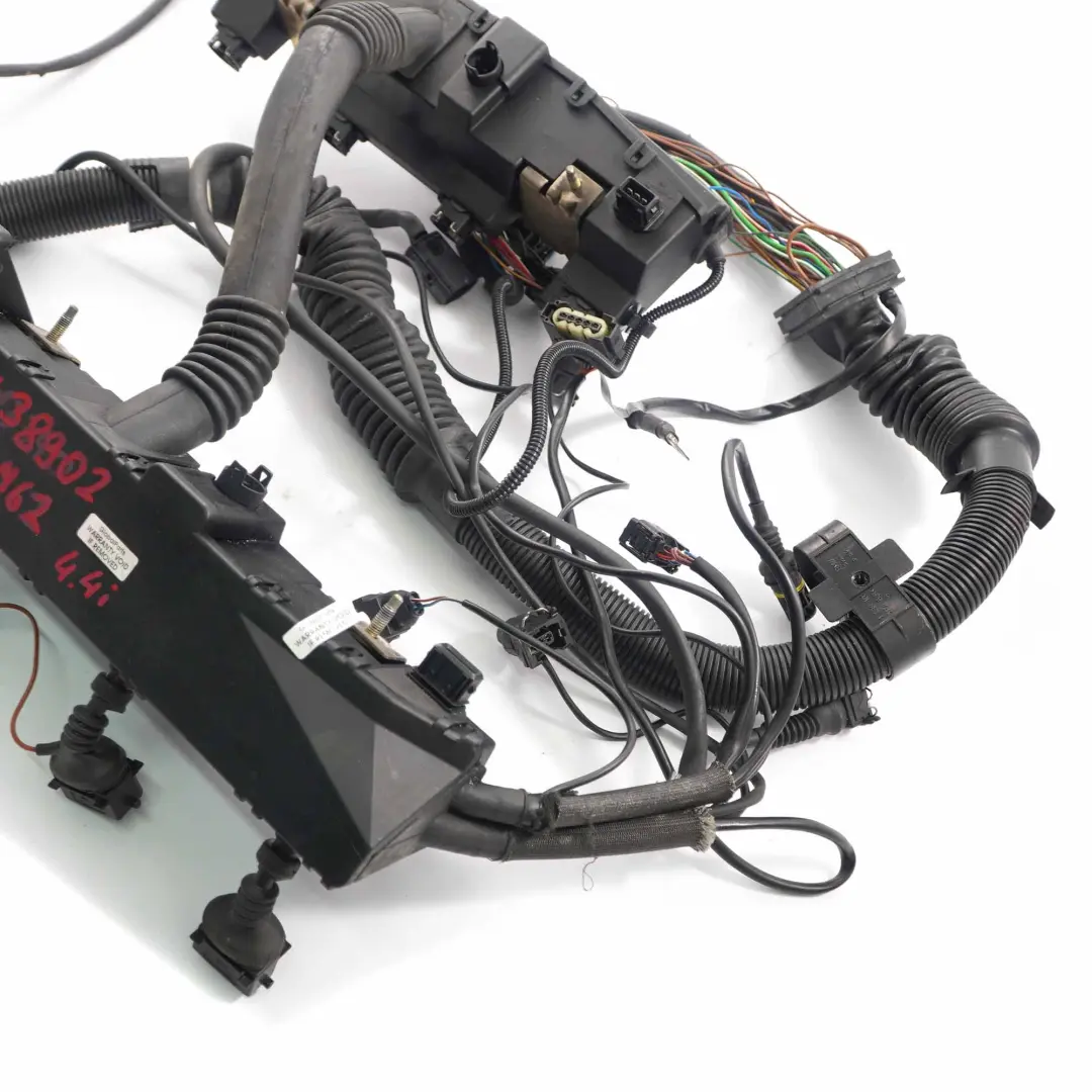 4.4i Benzin M62 B44 448S2 Motorkabelbaum Kabelbaum für BMW X5 Serie E53 mit Teilenummer 1438902 BMW X5 Serie E53 4.4i Benzin M62 B44 448S2 Motorkabelbaum Kabelbaum - SKU 1438902 - Teilenummer 1438902