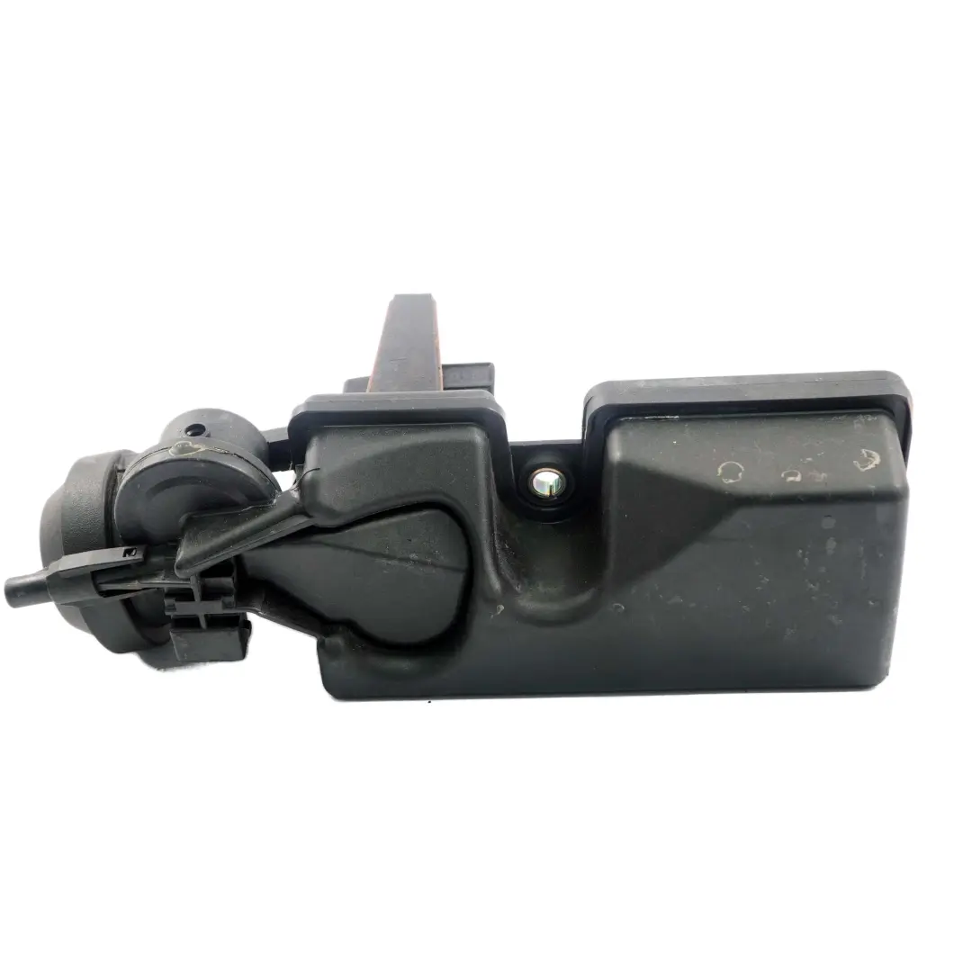 M52 Zawór DISA kolektora do BMW E38 E39 E46 o numerze 1440049 BMW E38 E39 E46 M52 Zawór DISA kolektora - SKU 1440049 - Numer Części 1440049