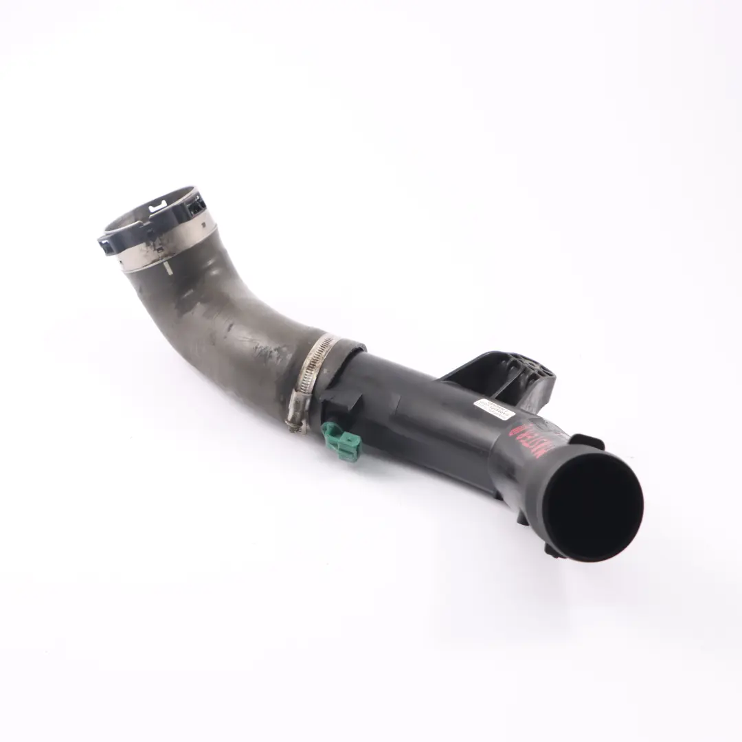 Tubo de admisión de aire y turbo para Renault Master III 2.3 DCI con número de pieza 144609413R Renault Master III 2.3 DCI Tubo de admisión de aire y turbo - SKU 144609413R - Número de pieza 144609413R