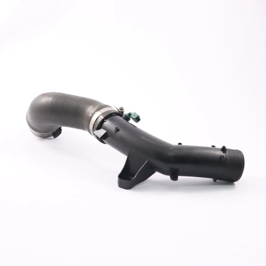 Tubo di aspirazione aria turbo per Renault Master III 2.3 DCI con numero di parte 144609413R Renault Master III 2.3 DCI Tubo di aspirazione aria turbo - SKU 144609413R - Numero di parte 144609413R