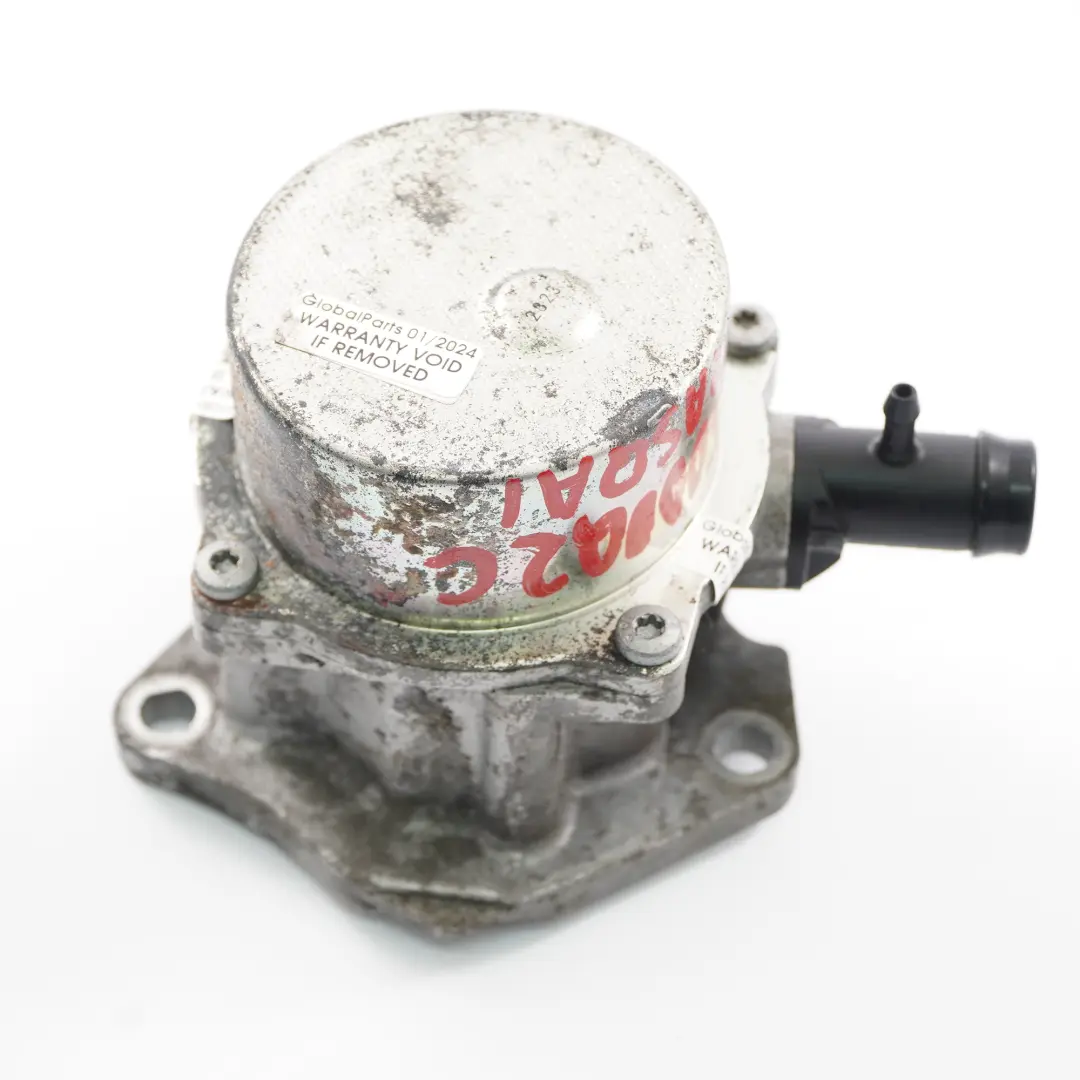 Vacuum Pump to Nissan Qashqai Juke 1.5 dCi Mercedes Renault Diesel with Part number A6072300065 Nissan Qashqai Juke 1.5 dCi Mercedes Renault Diesel Vacuum Pump - SKU 1465000Q2C - Part number A6072300065