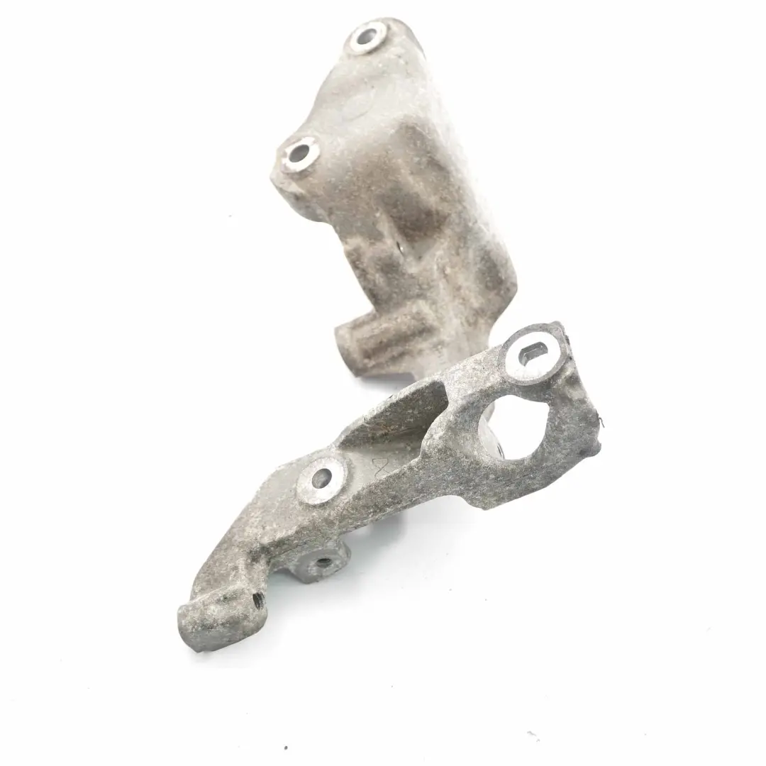 Support Moteur pour Renault Trafic III Opel Vivaro B 2.0 DCi à propos du numéro de pièce 147174072R Renault Trafic III Opel Vivaro B 2.0 DCi Support Moteur - SKU 147174072R - Numéro de pièce 147174072R