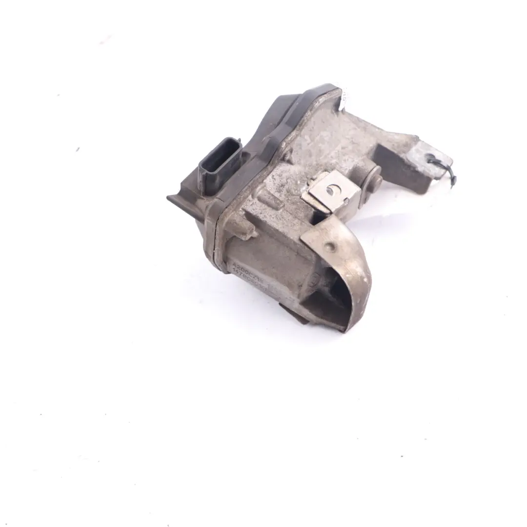 Exhaust Recirculation Valve to Renault Trafic III Vivaro B 1.6 dCi EGR with Part number 147608010R Renault Trafic III Vivaro B 1.6 dCi EGR Exhaust Recirculation Valve - SKU 147608010R - Part number 147608010R