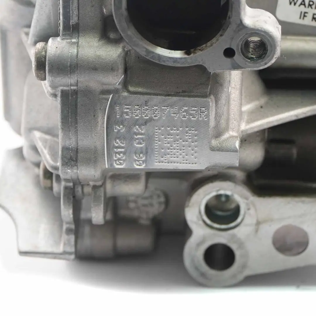 Oil Pump Lubrication Unit to Renault Trafic II 2.0 DCI Diesel Engine with Part number 150007465R Renault Trafic II 2.0 DCI Diesel Engine Oil Pump Lubrication Unit - SKU 150007465R - Part number 150007465R