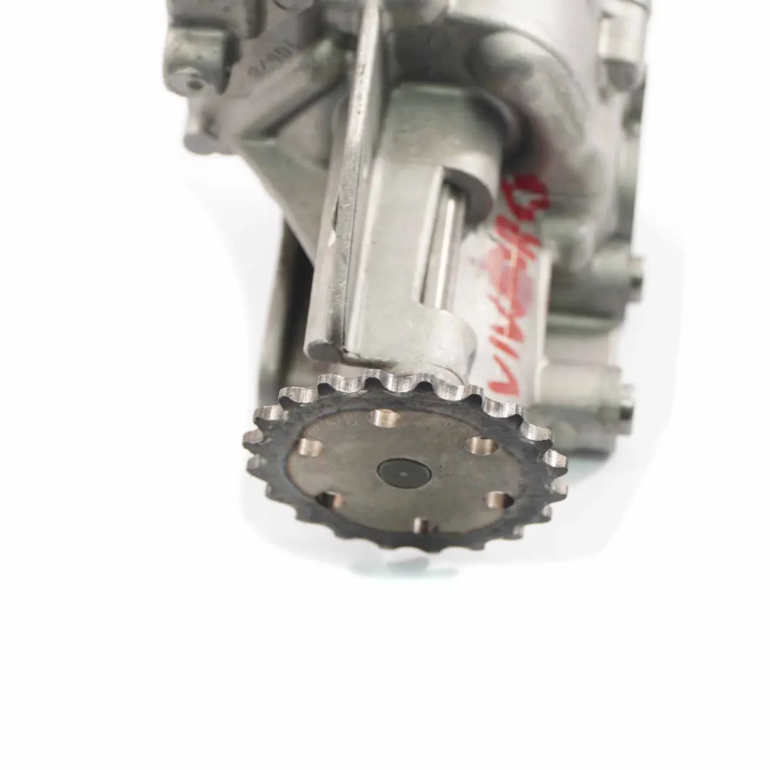 Pompa Oleju do Renault Trafic II 2.0 DCI o numerze 150007465R Renault Trafic II 2.0 DCI Pompa Oleju - SKU 150007465R - Numer Części 150007465R