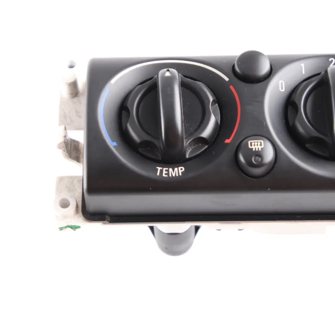 Bedienteil Klimaanlage 6411 für Mini Cooper One R50 R52 mit Teilenummer 1502214 Mini Cooper One R50 R52 Bedienteil Klimaanlage 6411 - SKU 1502214-3 - Teilenummer 1502214